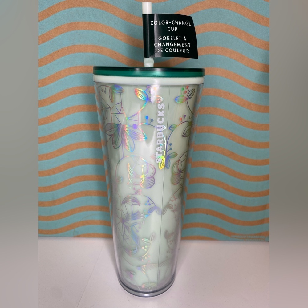 NWT Starbucks 2022 Holiday Winter Woodland Color Changing Venti Tumbler 24oz